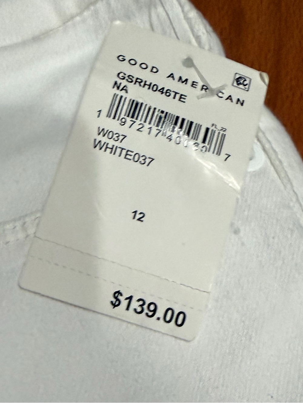Good American White Straight-Leg Jeans with Price Tag - Picture 2 of 4